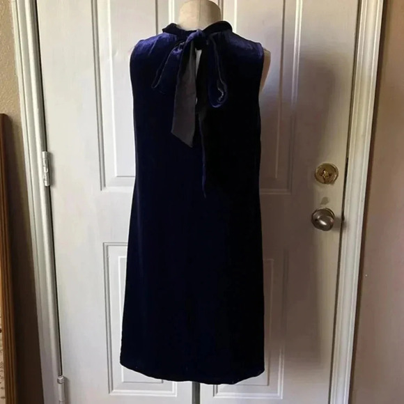 Boden blue velvet dress with tie neck size 6 - Picture 6 of 14